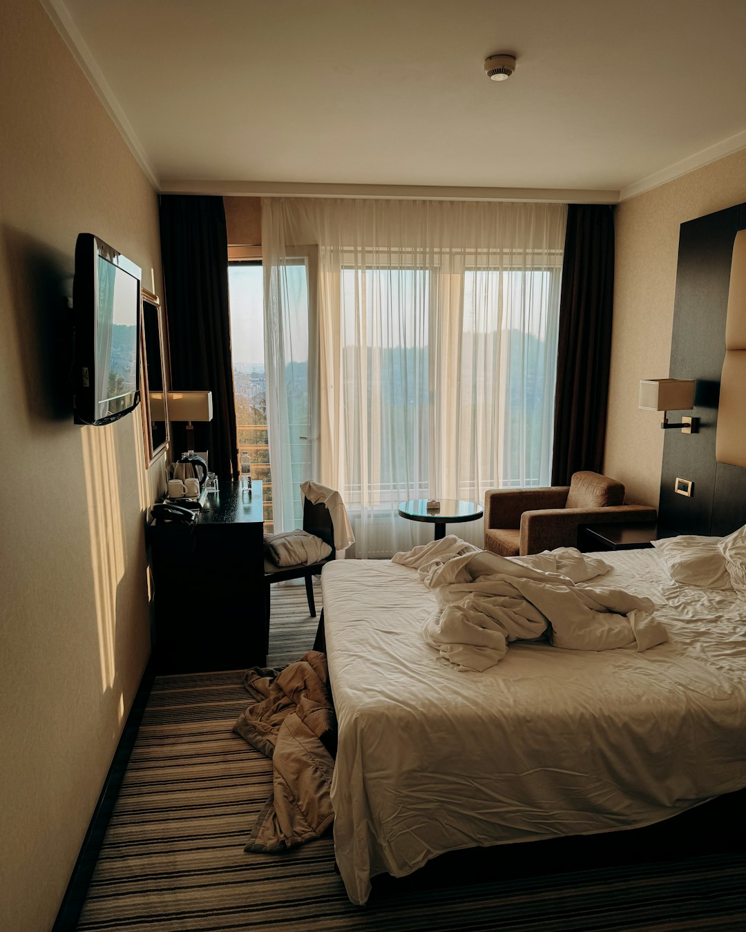 Standard Queen Room